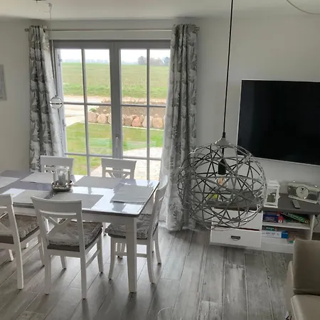 בית נופש Achtern By Interhome *